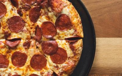 www.pizzacontinent.cz